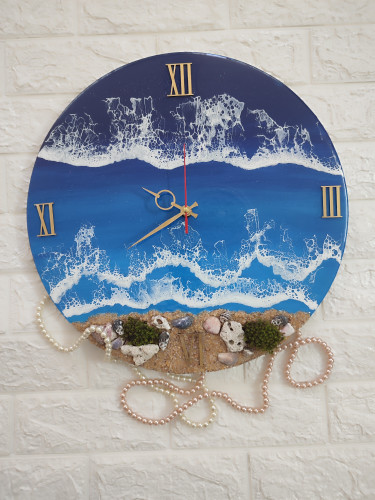 ساعت دریا رزینی با ساحل شنی قطر ۳۵ سانت